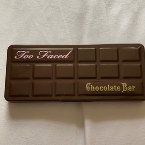 Too faced chocolate bar 🍫